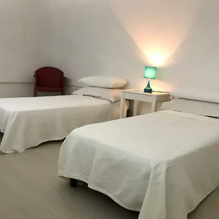Cosmo Apartmente *