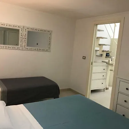 Cosmo Apartmente